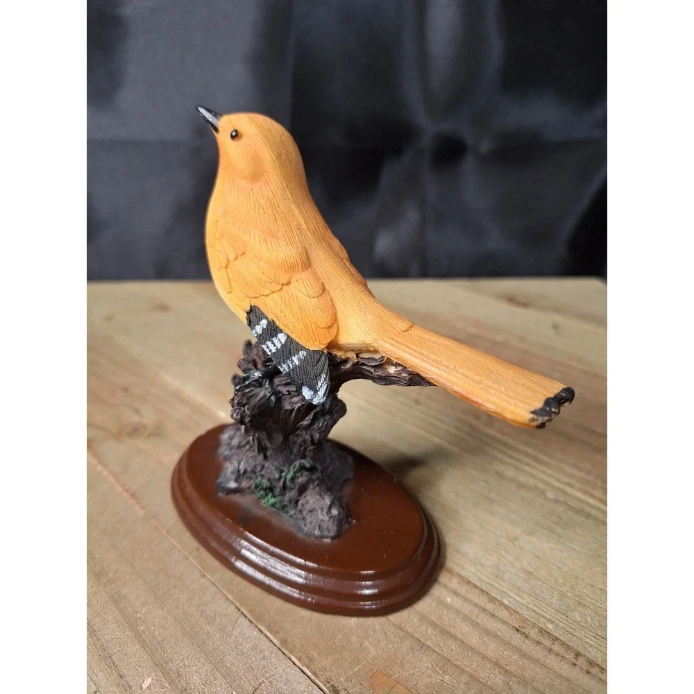 Resin Yellow Female Baltimore Oriole Figurine on Tree Stump Hand Painted